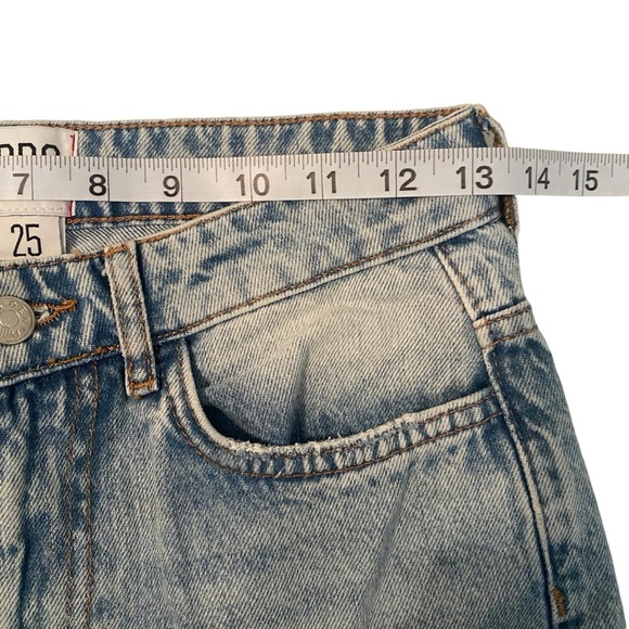 BDG Denim Distressed High Rise Raw Hem Jeans Sz 25 - Picture 6 of 11